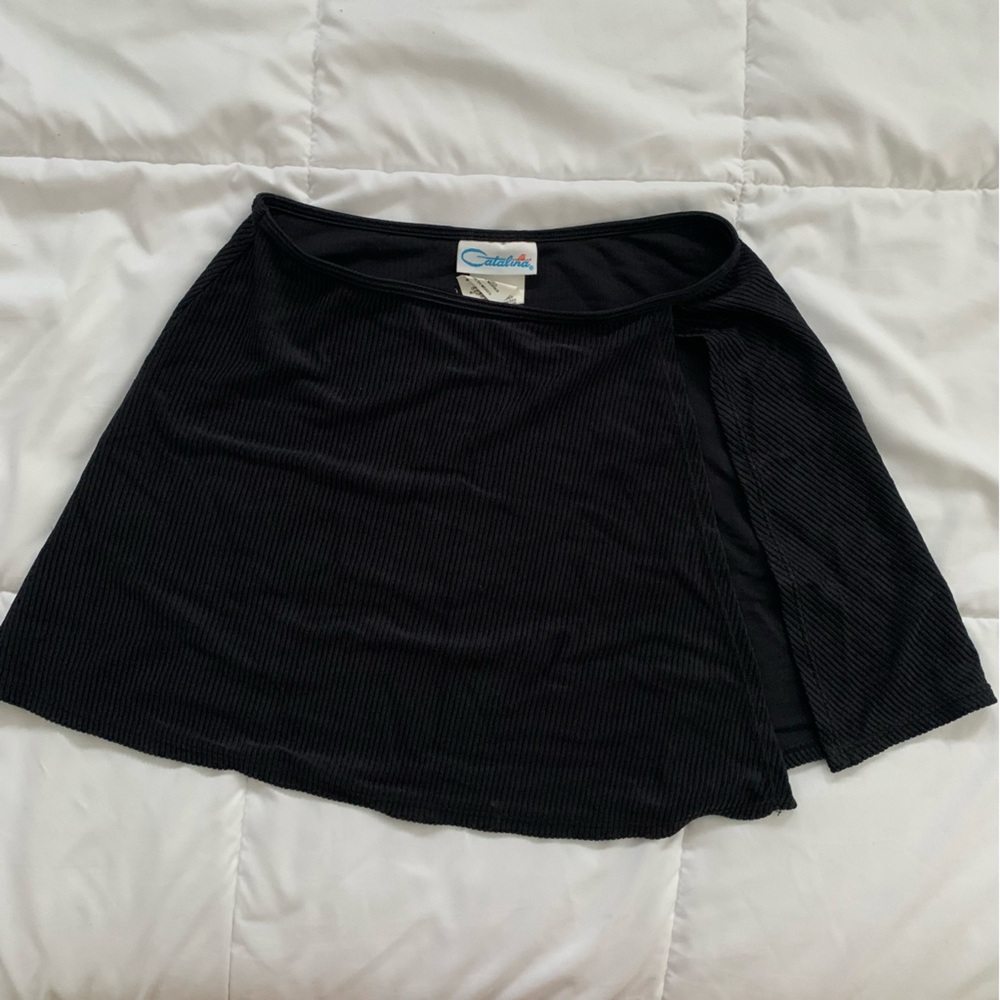 Catalina Black Swim Coverup Skirt Size M
